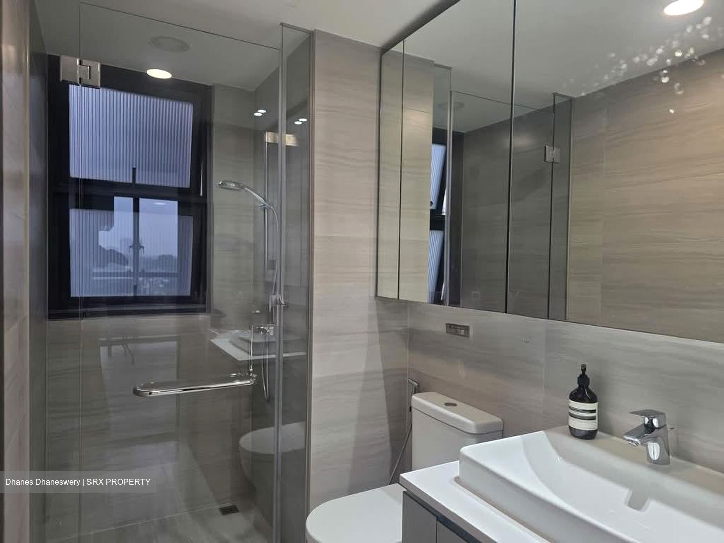 Blk 50 Commonwealth 10 (Queenstown), HDB 4 Rooms #542019941